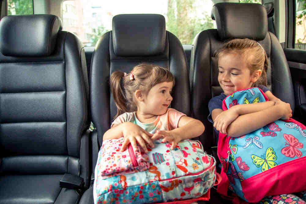 Jak przygotować dziecko do podróży autokarem